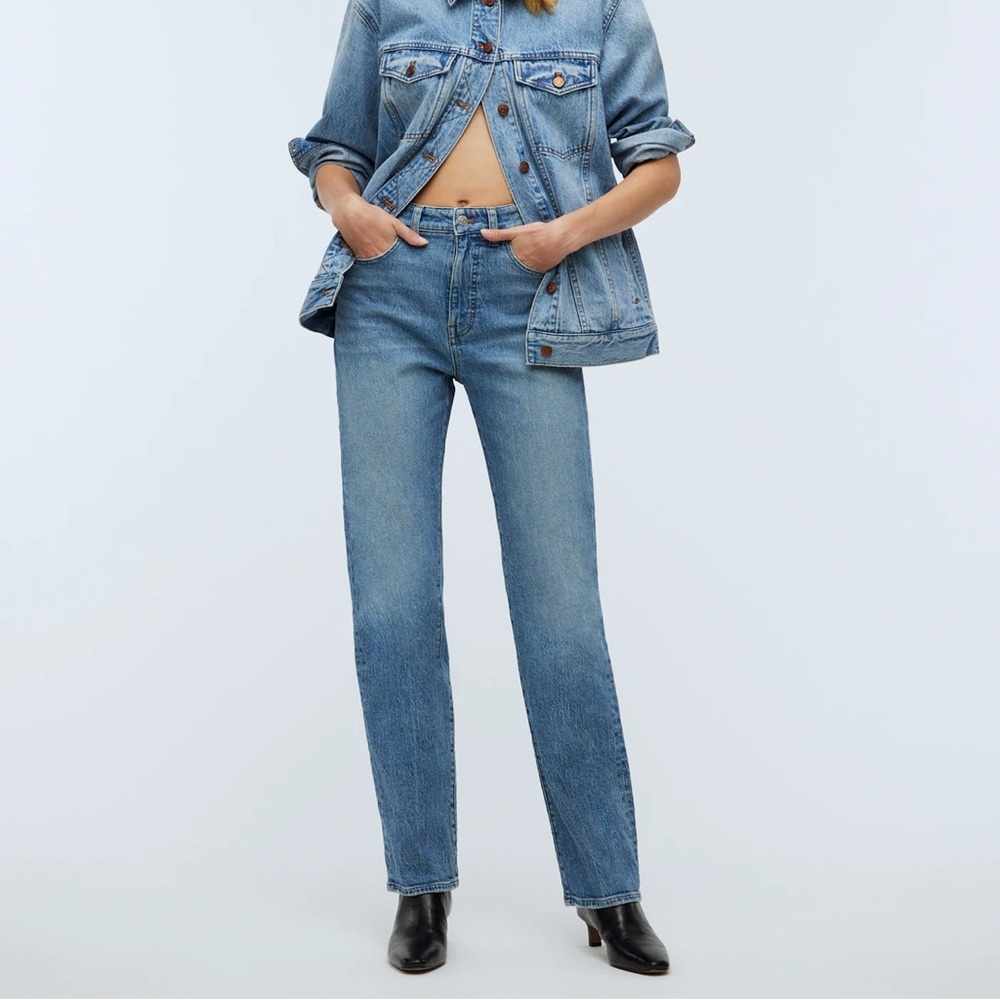 Madewell 'The '90s Straight Jean in Enmore Wash'